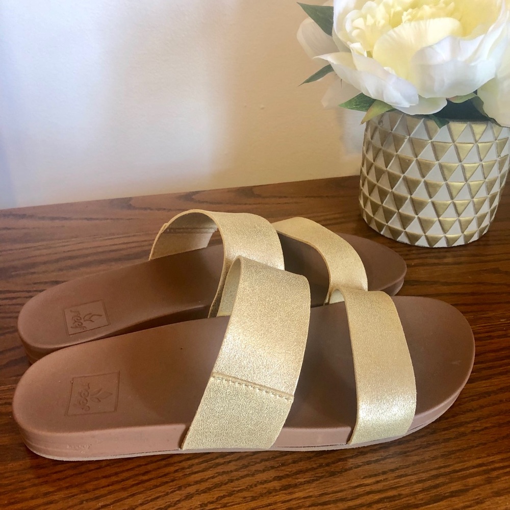 Reef sandals
